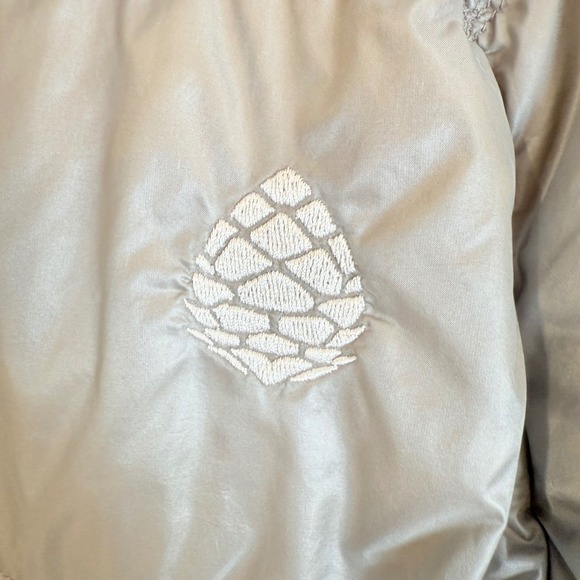 STIO Hooded Puffer Jacket Gray Full Zip Insulated Warm Down Winter Outerwear - Picture 8 of 16